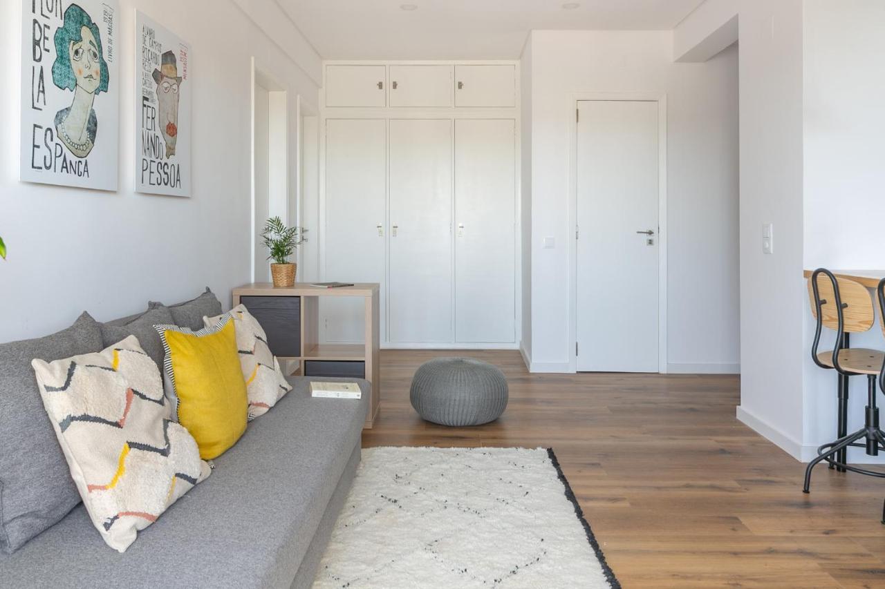 Spacious Apt Campo D'Ourique With Ac Lissabon Buitenkant foto