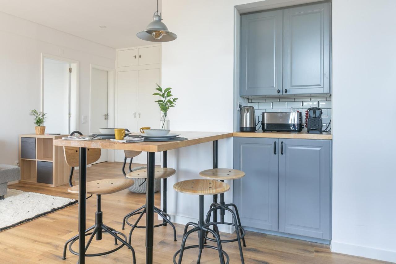 Spacious Apt Campo D'Ourique With Ac Lissabon Buitenkant foto