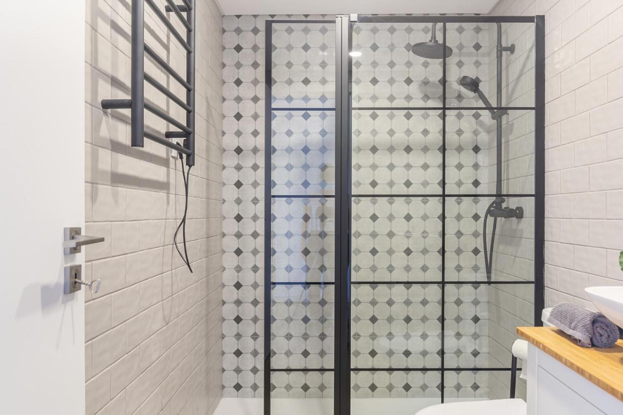 Spacious Apt Campo D'Ourique With Ac Lissabon Buitenkant foto